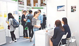 中國(guó)式圣誕節(jié)還能走多遠(yuǎn) 零售業(yè)的機(jī)遇與挑戰(zhàn)